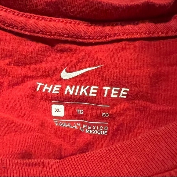 Nike Logo Tee (Sz XL) - Picture 5 of 7